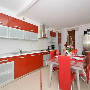 Apartment Nikolina 